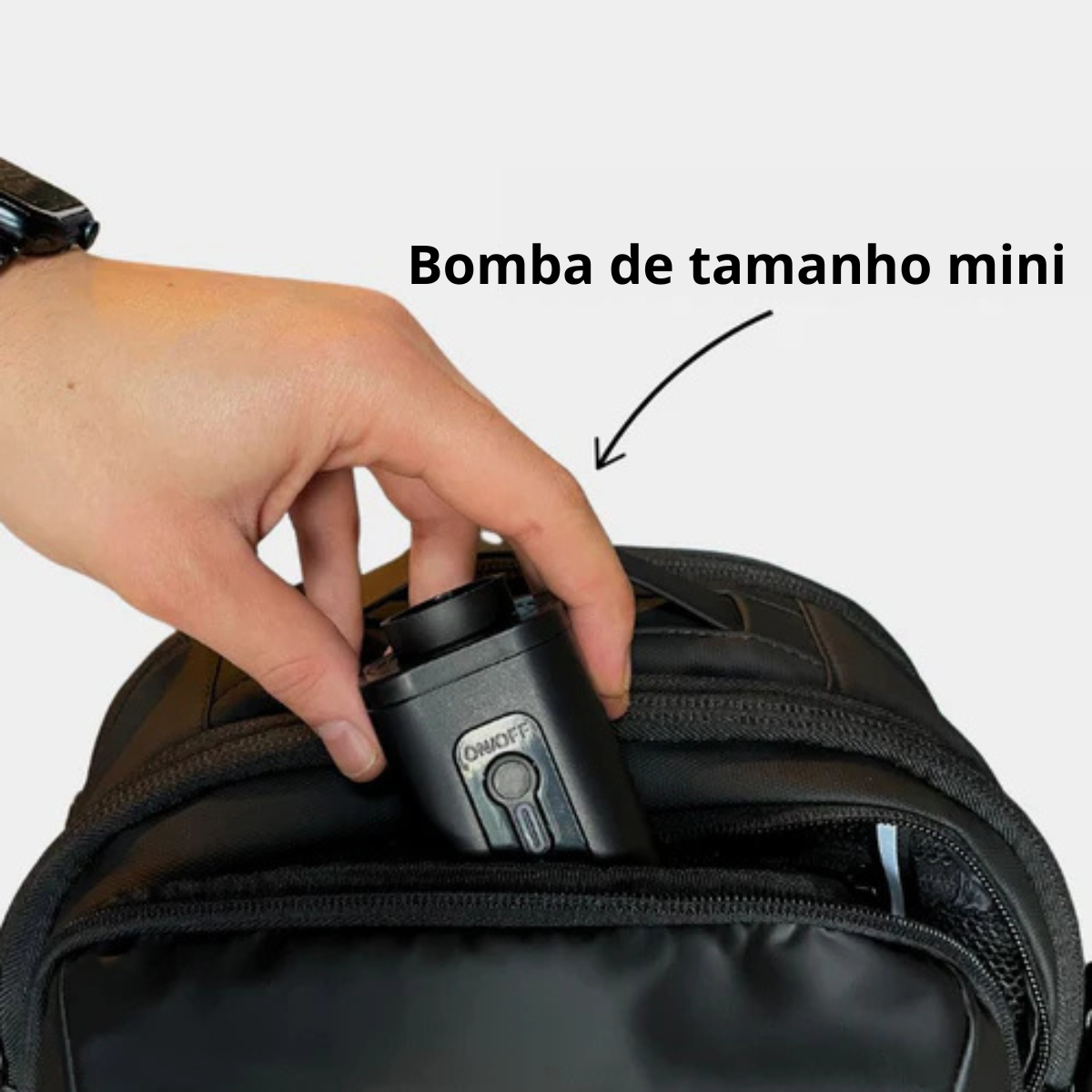 Mochila AirBag Preto Fosco + Sistema de vácuo integrado + Garrafa Inteligente + Bomba de ar portátil